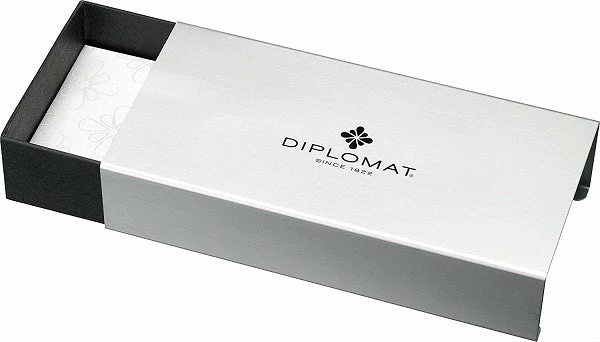 Diplomat Excellence A2 Evergreen & Gold Ballpoint Pen - Image 2
