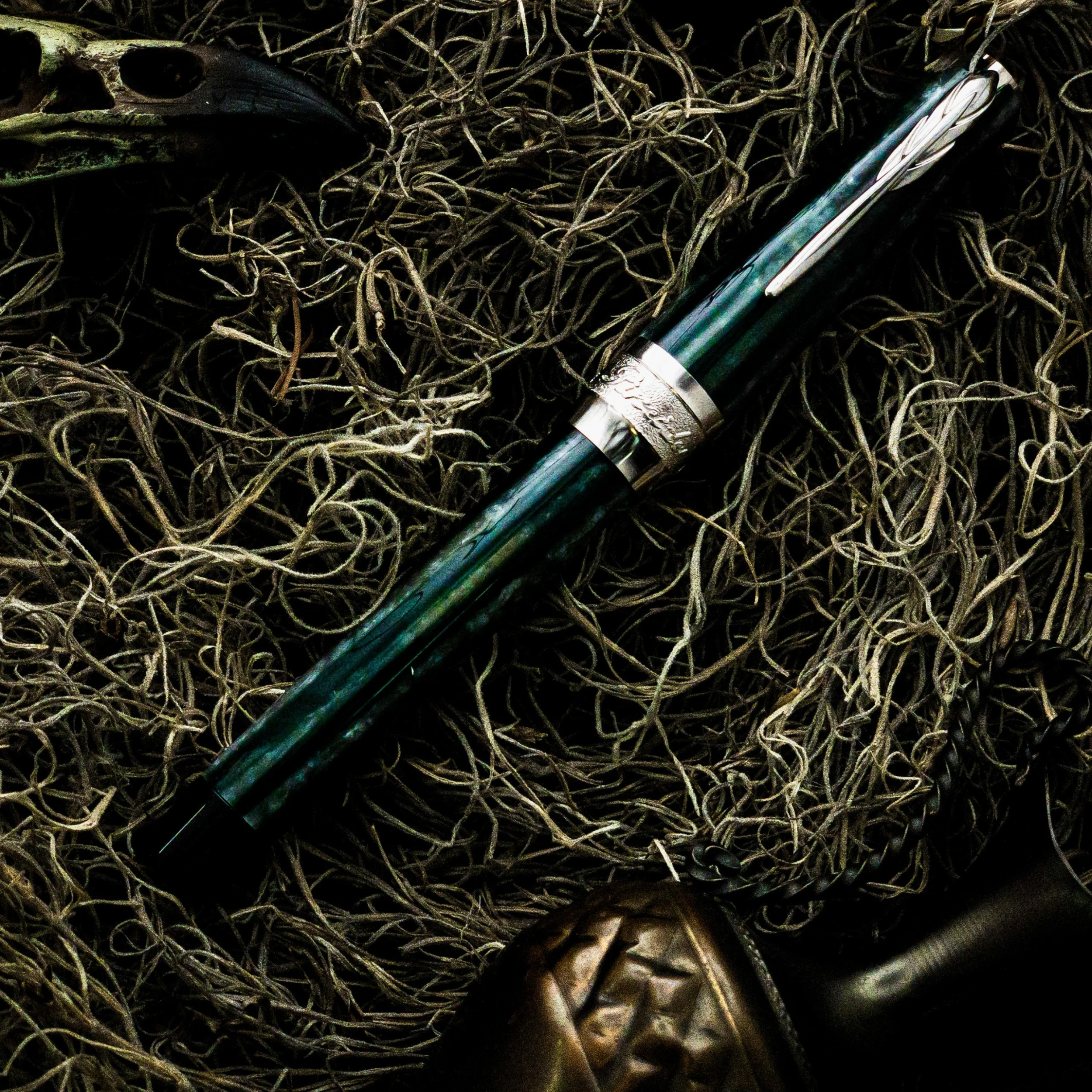 Pineider Arco Desert Beetle Rollerball Pen, Green & Black - Image 2