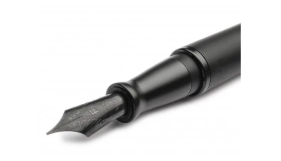 Pineider Avatar UR Matt Black Fountain Pen, Extra Fine - Image 2